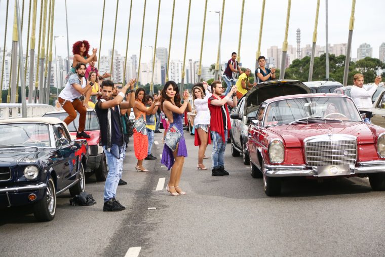 Estrelas da terceira temporada do Dancing Brasil gravam vinheta de abertura em famosa ponte de São Paulo Crédito das imagens: Edu Moraes/Record TV, Antonio Chahestian/Record TV e Blad Meneghel